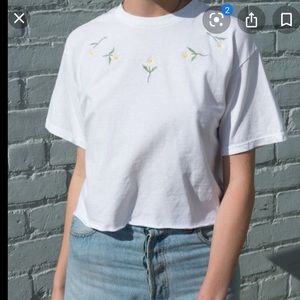 Brandy Melville Aleena Daisy embroidered tee